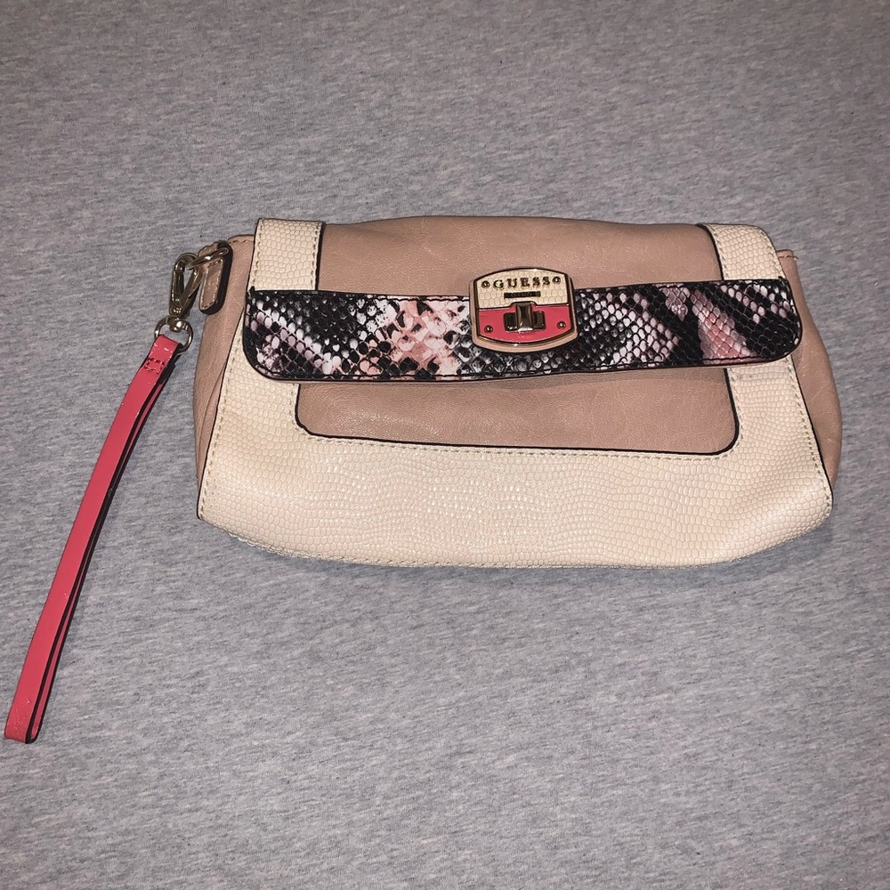Vintage Guess wristlet/handbag